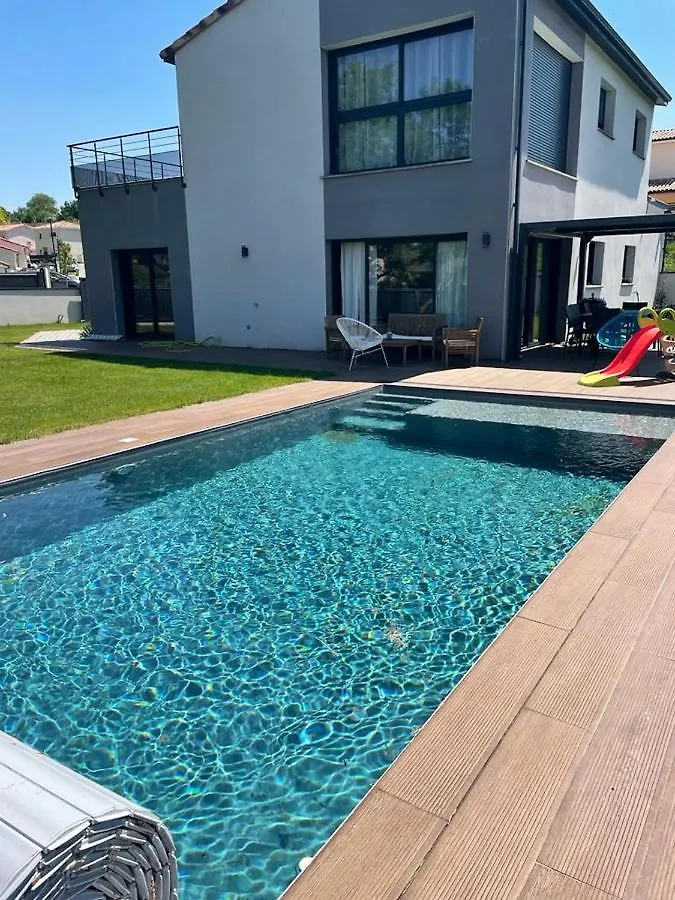 Villa Spacieuse Avec Jardin Prive A Deyme Piscine Ouverte Toute L'Annee